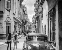 Hanging out in La Habana Vieja