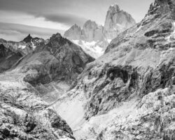 Big, steep, hard. What a legendary mountain ! - Grand, raide, difficile. Quelle montagne de légende !