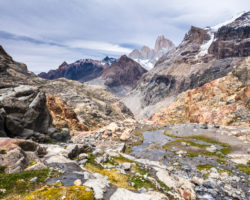 Cerro Fitz Roy finally out of the clouds - Le Cerro Fitz Roy sortant enfin des nuages.