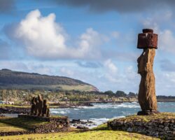 Tahai and the city of Hanga Roa